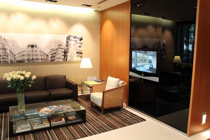 12. Real Estate Agency (آژانس مسکن)